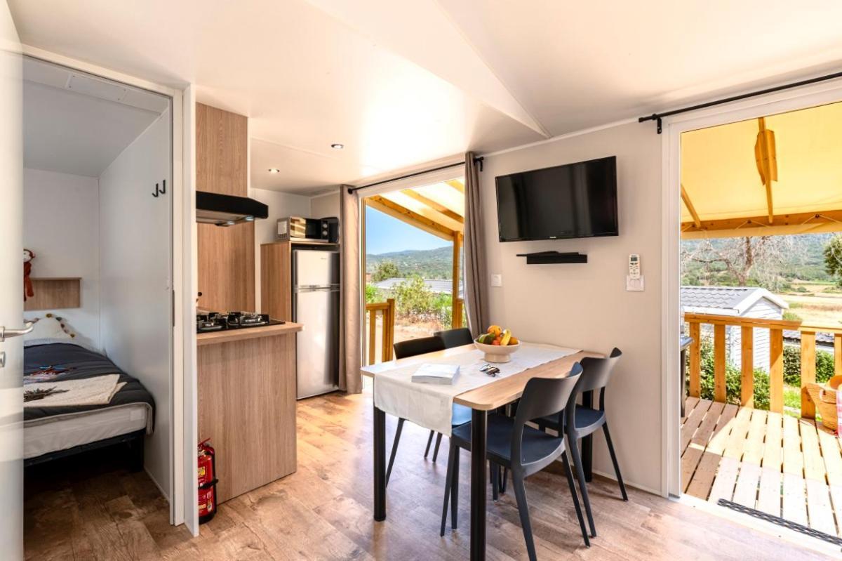 Camping Maeva Escapades Colomba 奥尔梅托 外观 照片